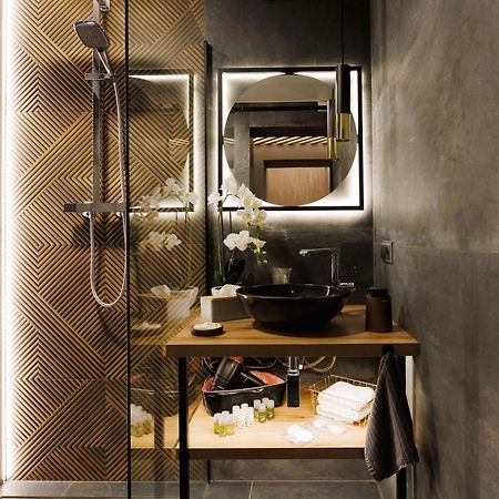 Leo Apartment Suite & Private Spa Zone - Old City Bratislava Exterior photo