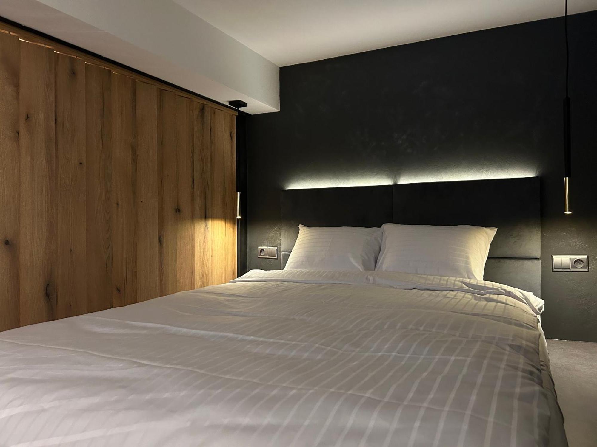 Leo Apartment Suite & Private Spa Zone - Old City Bratislava Exterior photo