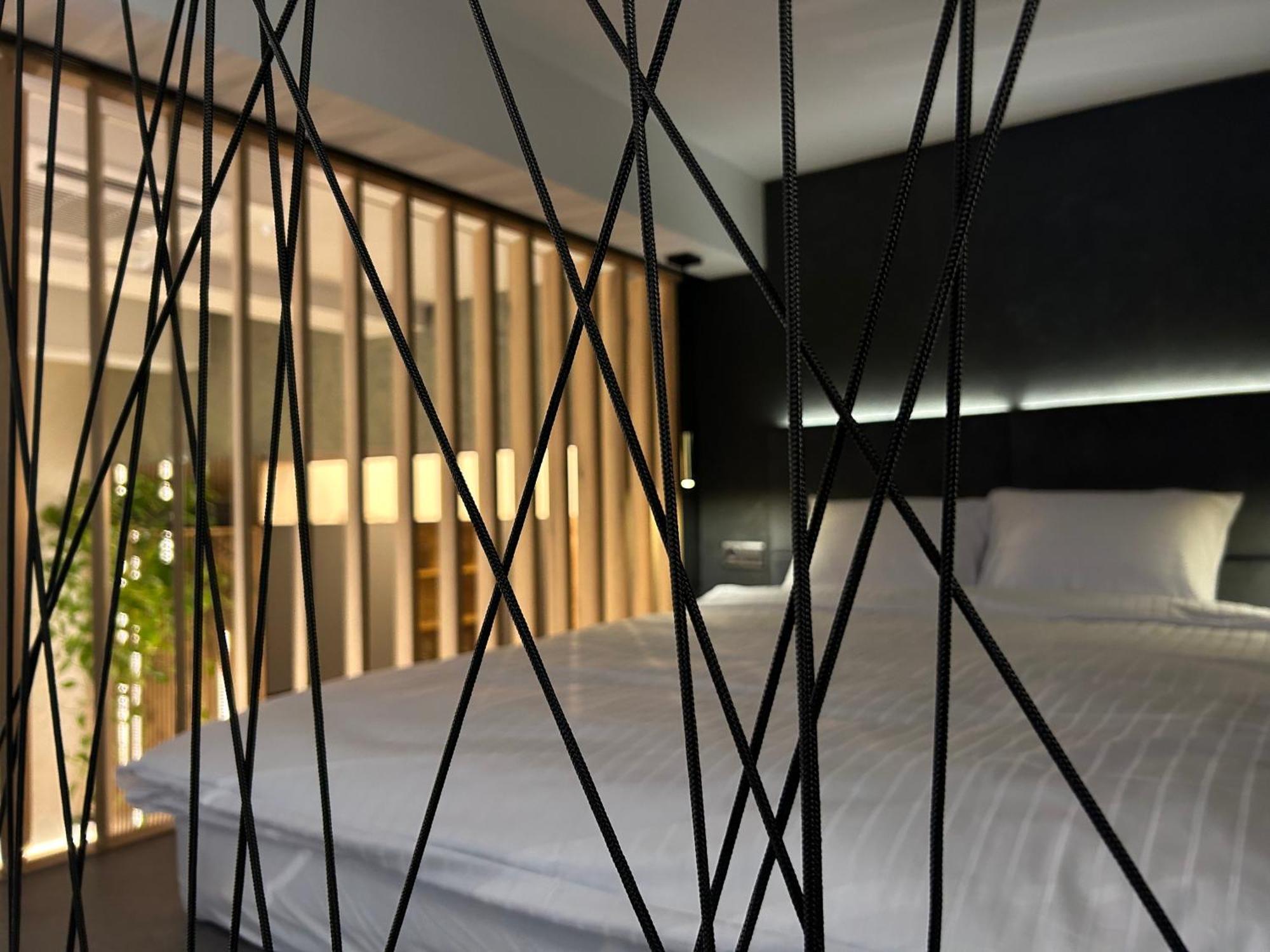 Leo Apartment Suite & Private Spa Zone - Old City Bratislava Exterior photo